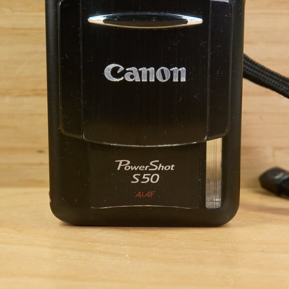 Vintage Canon PowerShot S50 5MP Digital Camera w/ 3x Optical Zoom, Made in Japan - Picture 3 of 11